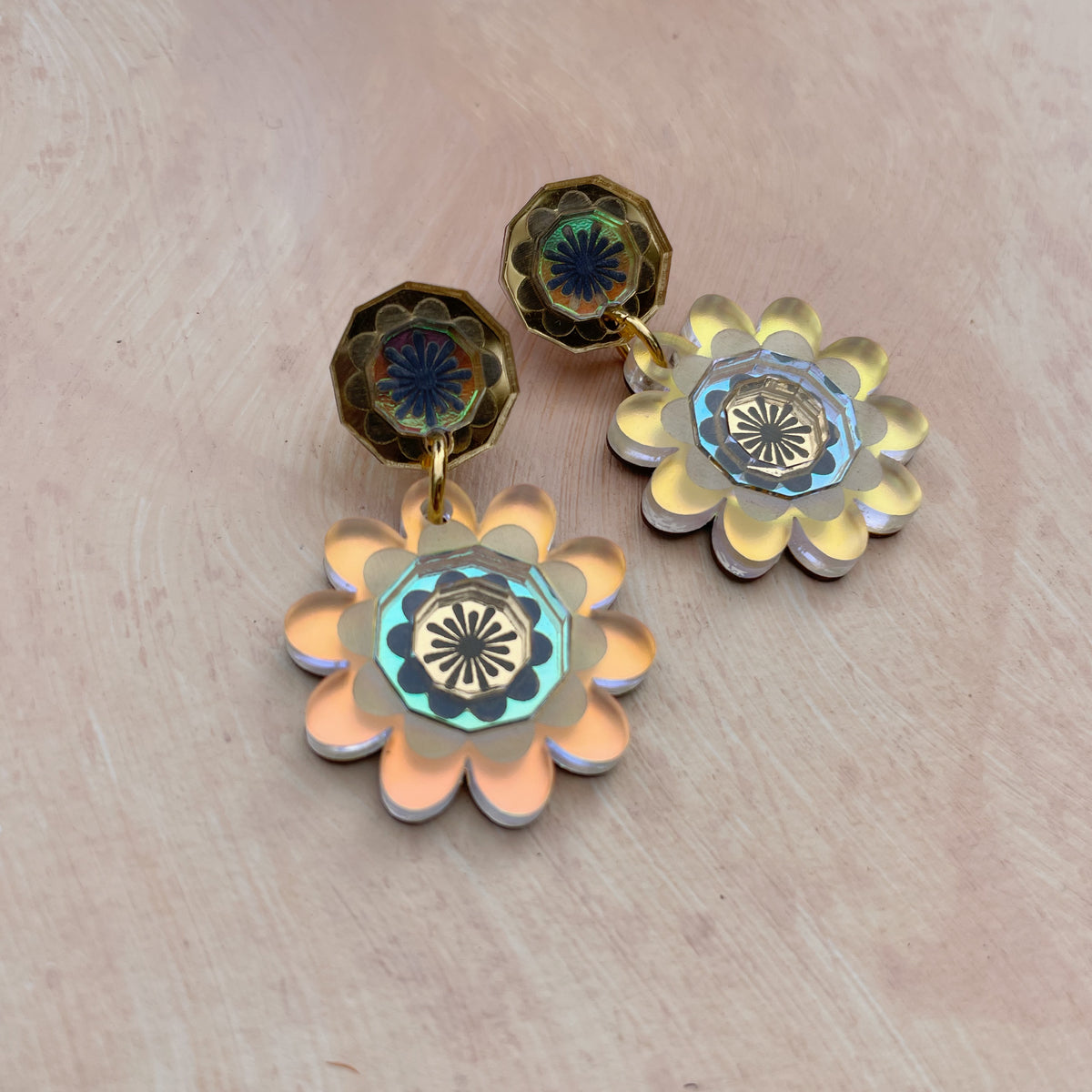 Margot Daisy Floral Drop Earrings in Frost Iridescent