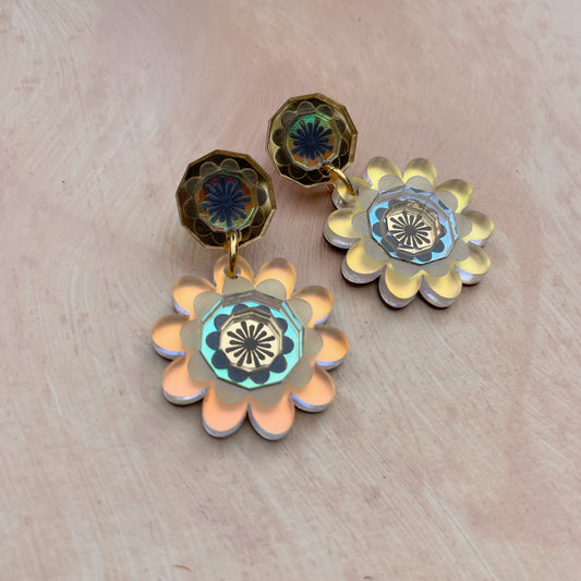 Margot Daisy Floral Drop Earrings in Frost Iridescent