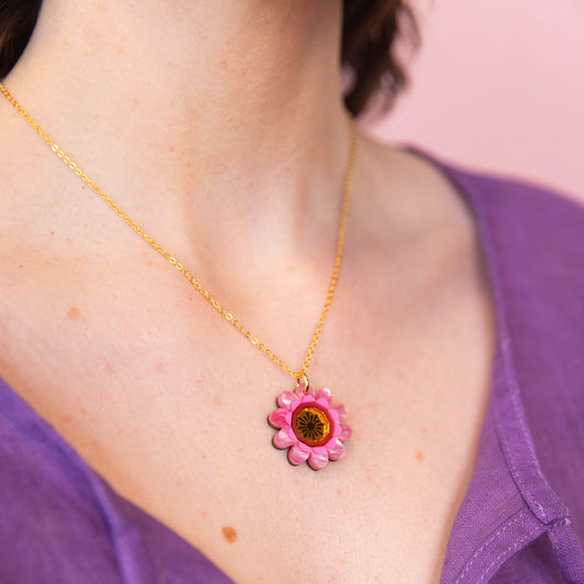 Margot Daisy Floral Pendant Necklace