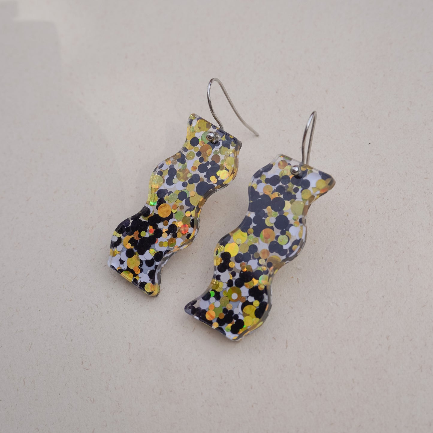 Wiggle Hook Drop Earrings