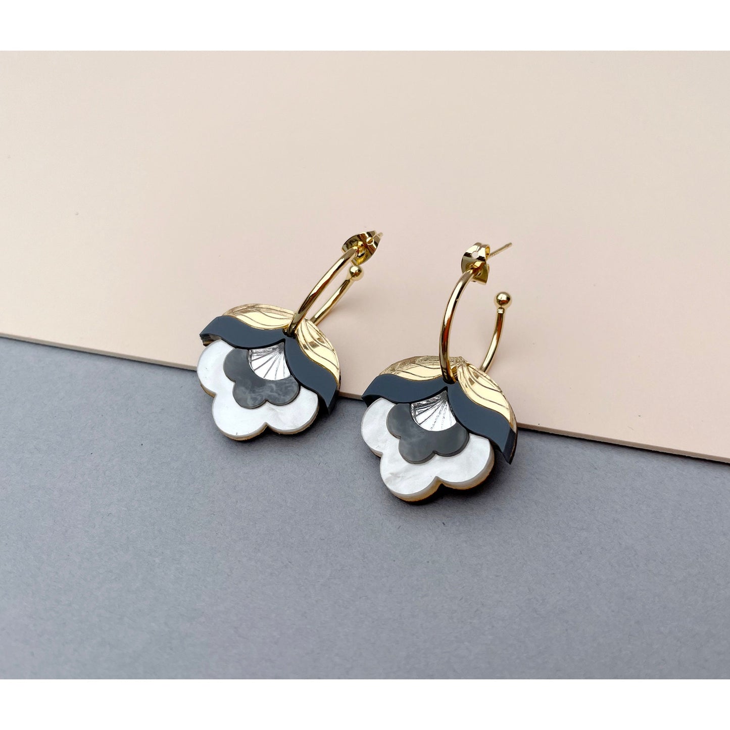 Anna Floral Hoop Earrings in Metallic