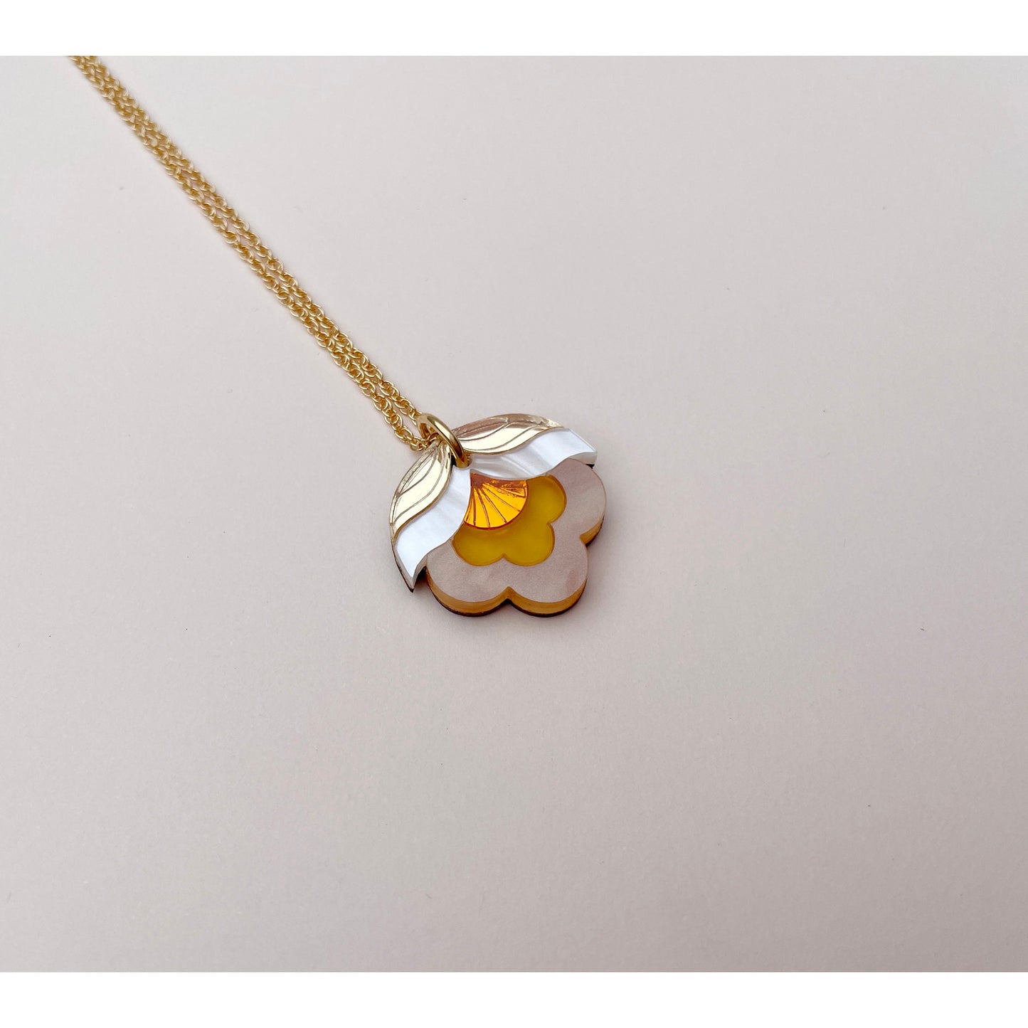 Anna Floral Pendant Necklace