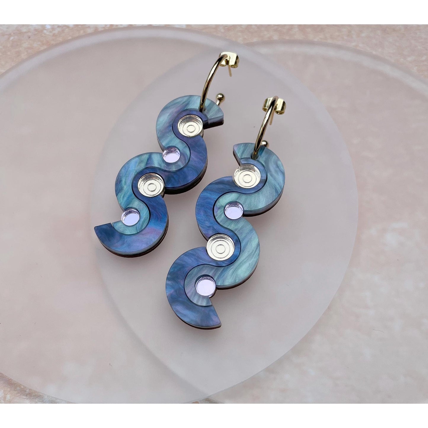 Wiggle Dot Hoop Earrings in Blue Marble