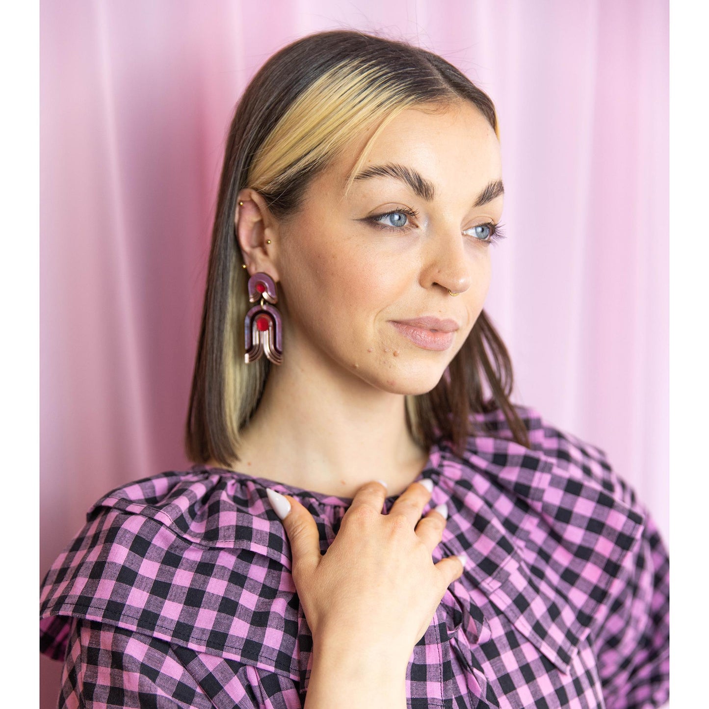 Arch Dot Statement Earrings in Pink