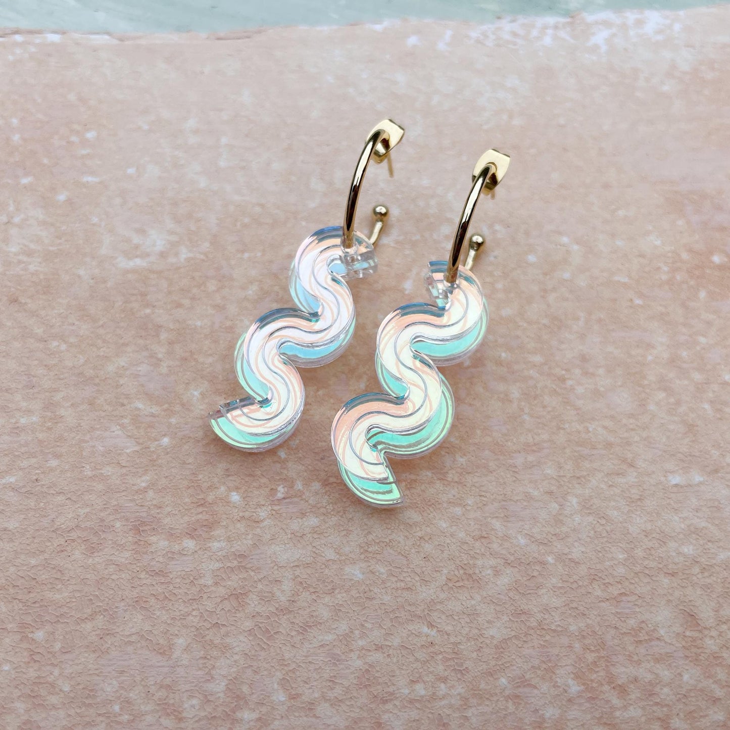Wiggle Layer Hoop Earrings in Iridescent Mix