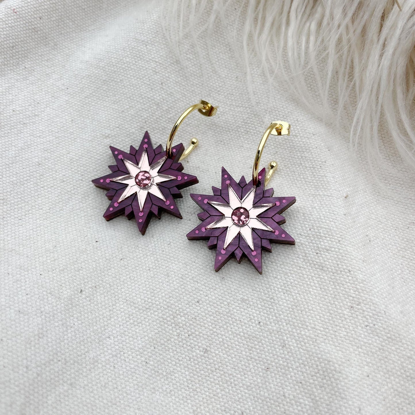 Seren Star Hoop Earrings in Wine