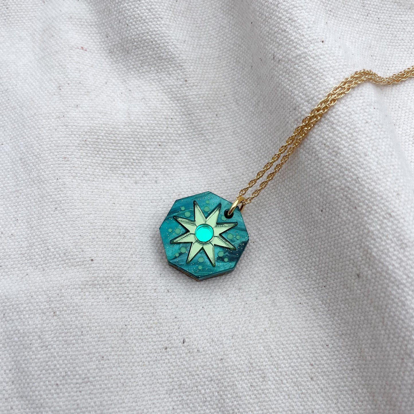 Seren Geo Star Pendant Necklace