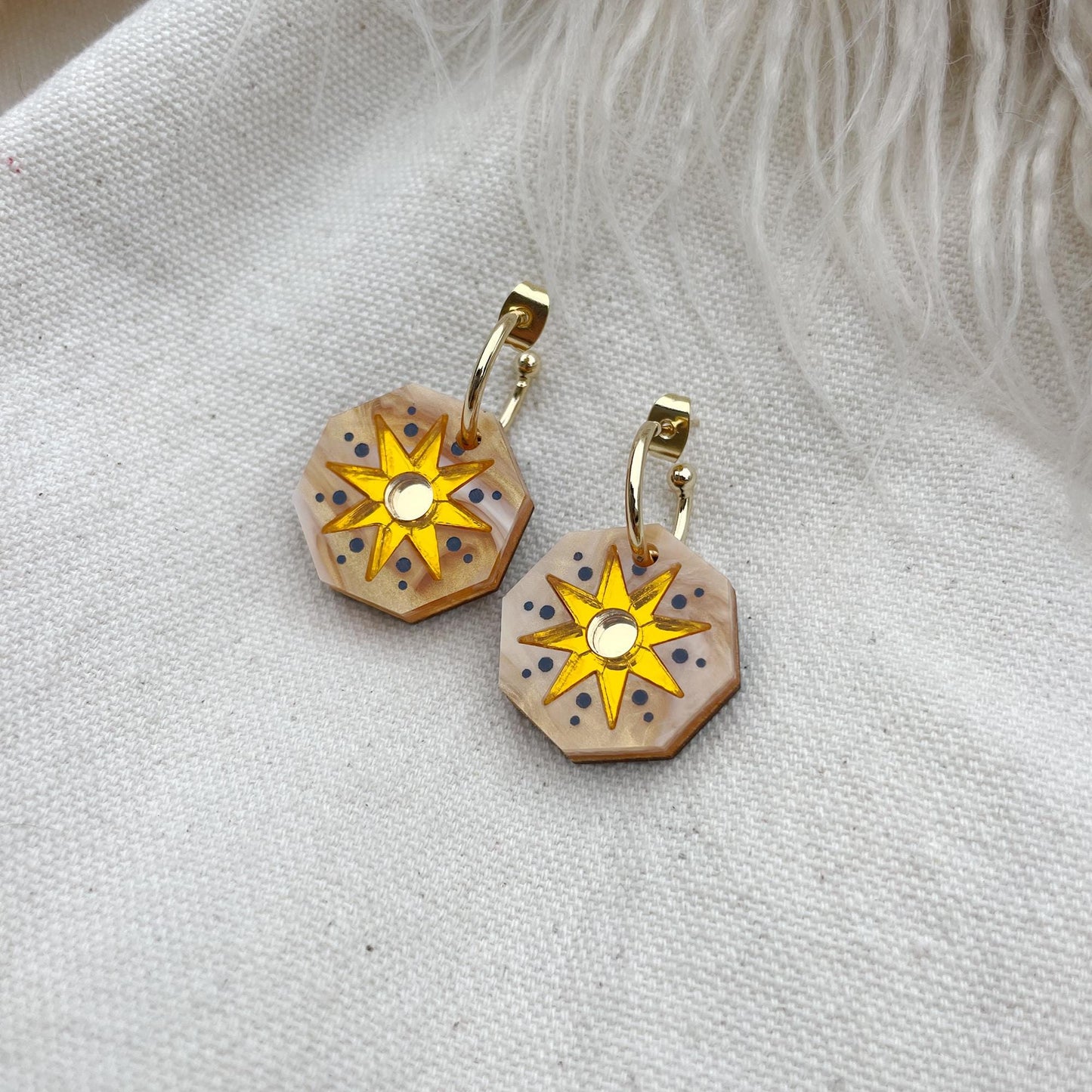 Seren Geo Star Hoop Earrings in Butterscotch