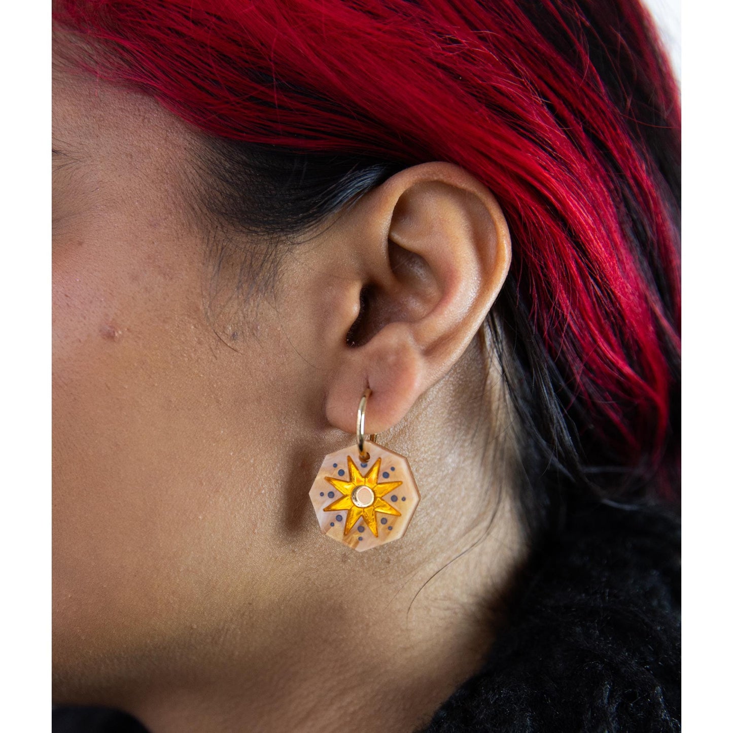 Seren Geo Star Hoop Earrings in Emerald