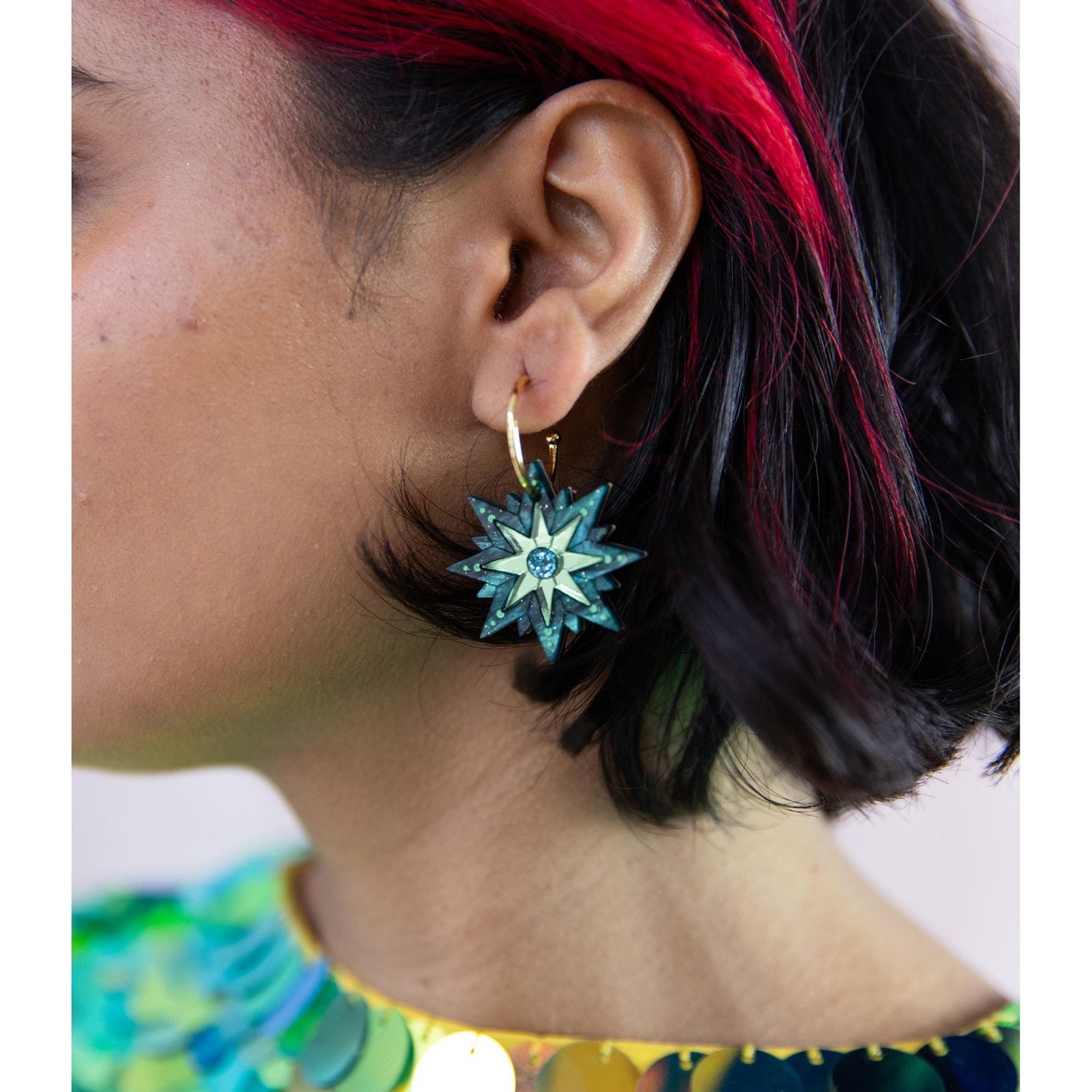 Seren Star Hoop Earrings in Wine