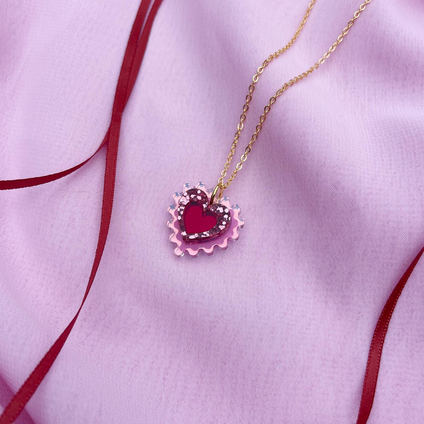Iridescent Mini Wiggle Heart Pendant