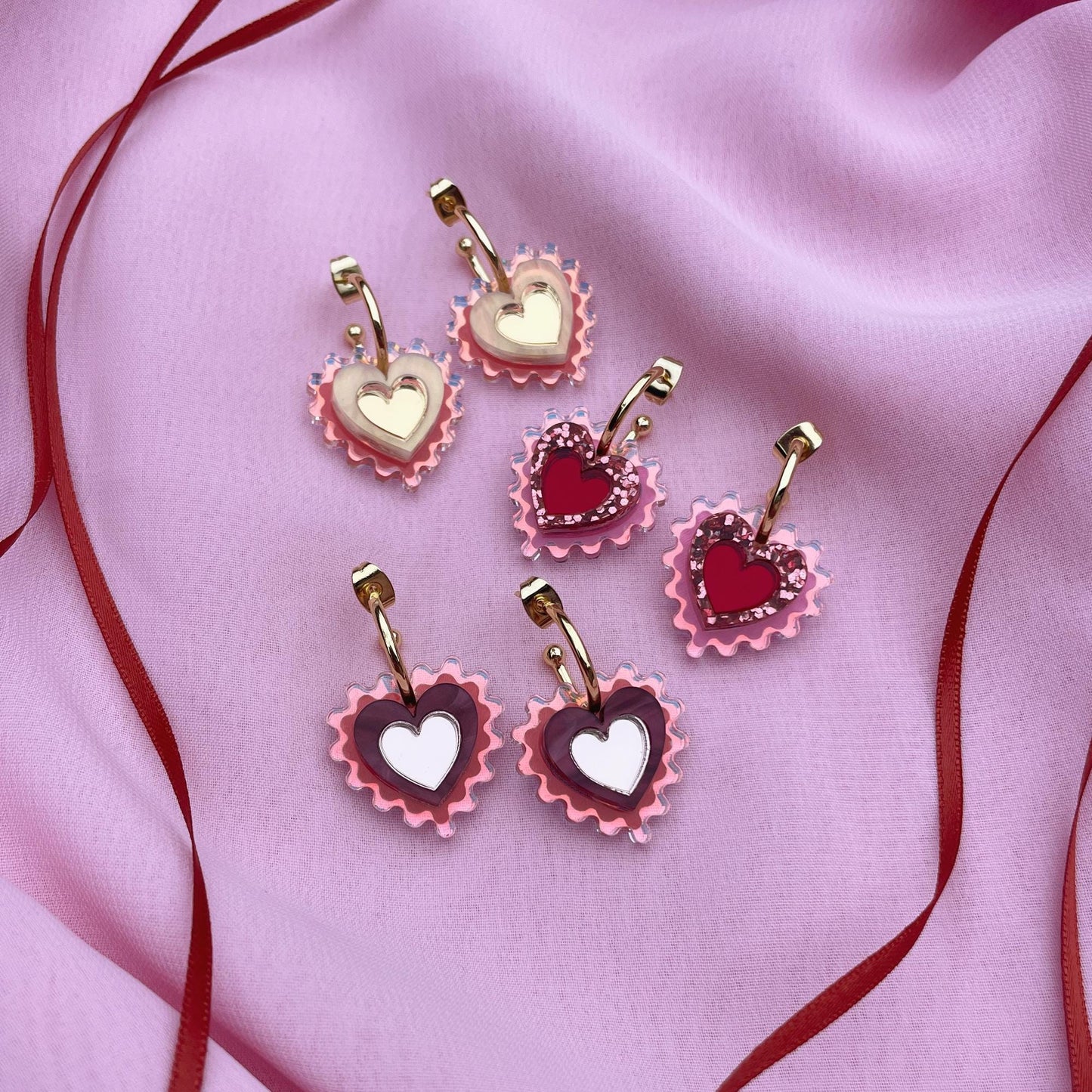 Iridescent Mini Wiggle Heart Hoops