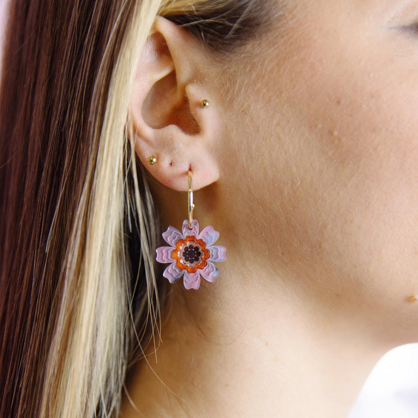 Agnes Daisy Floral Hoop Earrings
