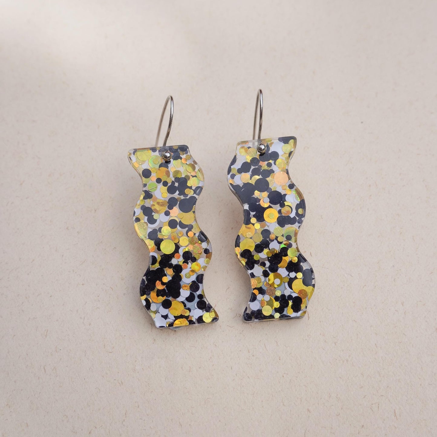Wiggle Hook Drop Earrings